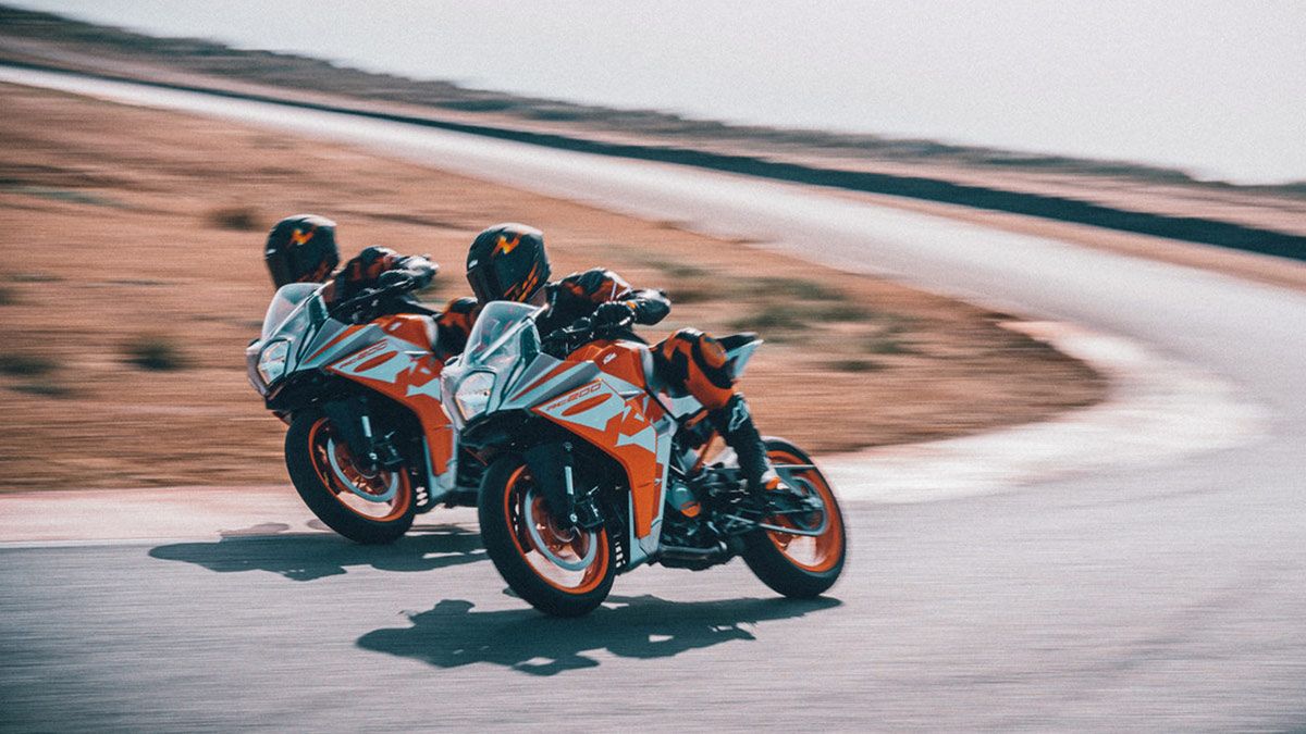 KTM RC 200 2022