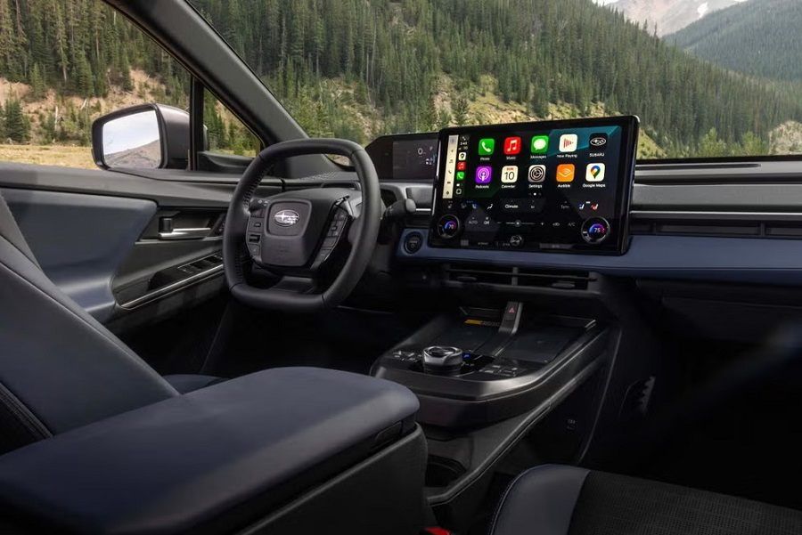 nội thất Subaru Solterra 2026