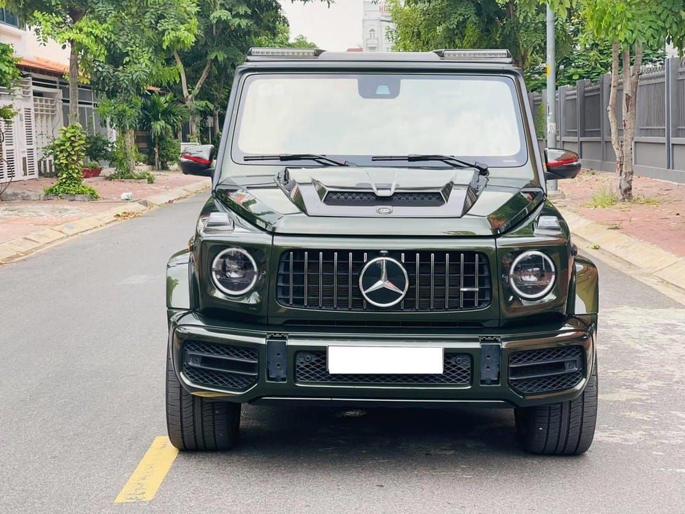 Mercedes-AMG G63 màu xanh quân đội mang bản độ Brabus của đại gia Việt 34