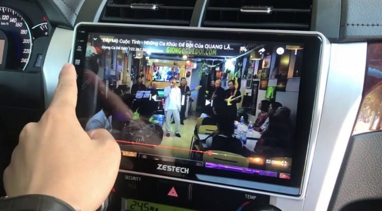 Màn hình DVD android Zestech zin theo xe