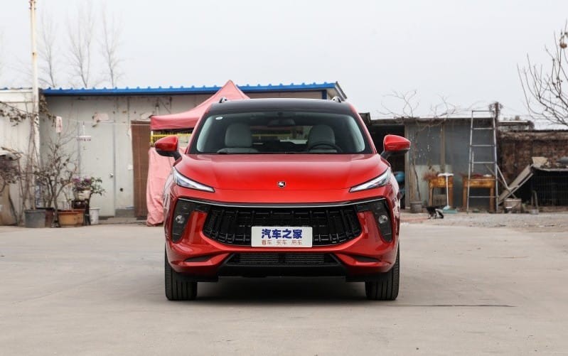 Thiết kế đầu xe của Dongfeng Fengxing T5 EVO