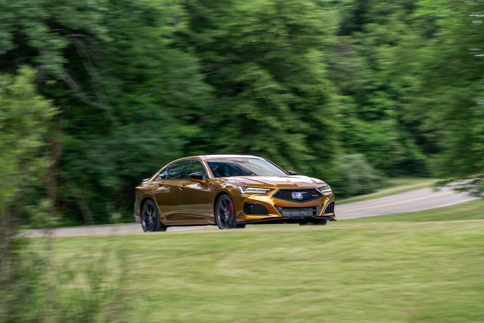 Giá xe Acura TLX 2022