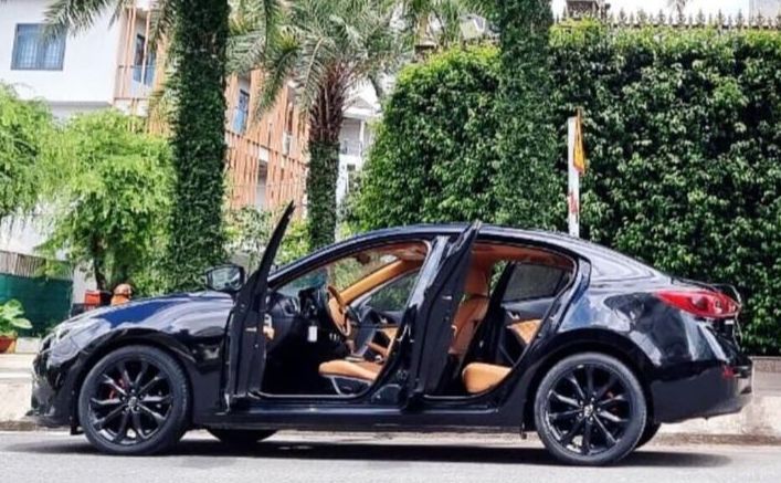 Mazda 3 2015 số tự động