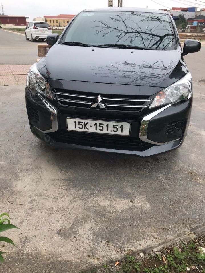 Em có chiếc xe mitsubishi Attrange phiên bản xài lướt chạy 6000km