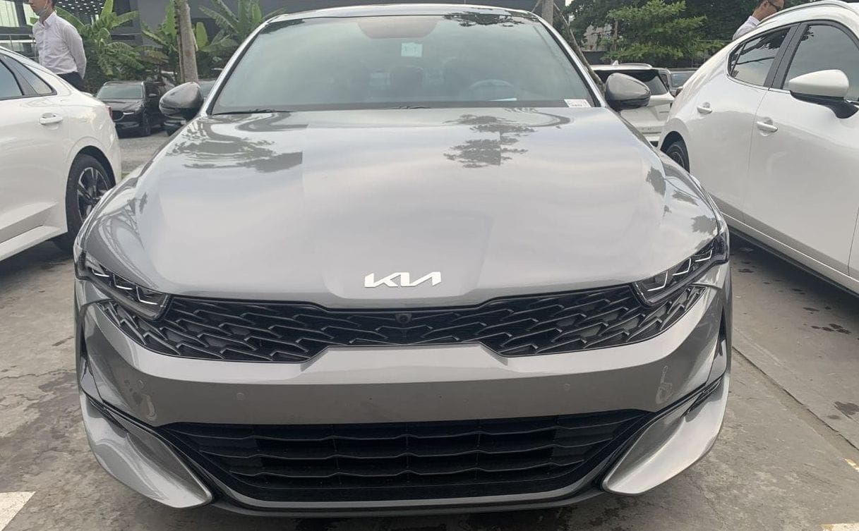 KIA K5 2022 bản GTLine màu Xám KLG