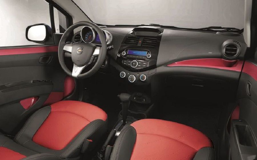Nội thất Chevrolet Spark 2014