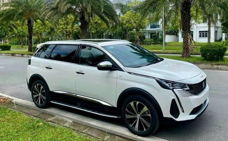 PEUGEOT 5008 GT giá siêu rẻ