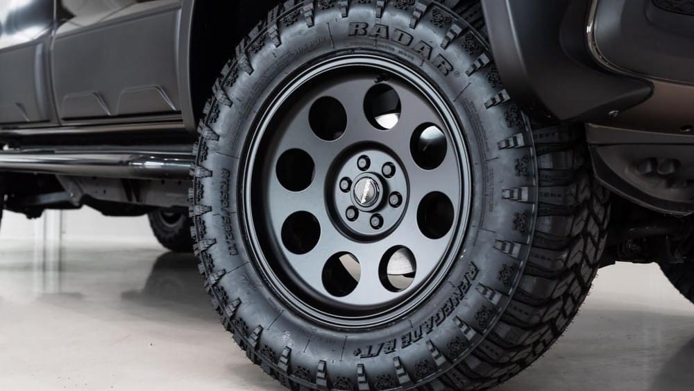 Bánh xe off-road của Mercedes X-Class 6x6 Bánh xe off-road của Mercedes X-Class 6x6
