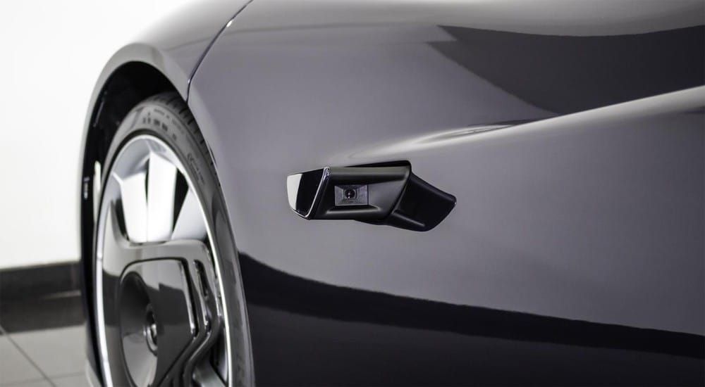 McLaren Speedtail sử dụng camera làm gương chiếu hậu