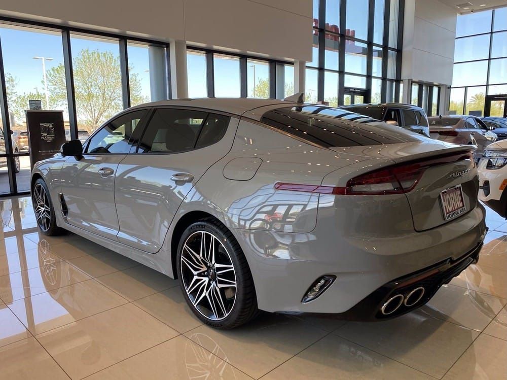 Kia Stinger 2022 tại Mỹ có 2 tùy chọn động cơ