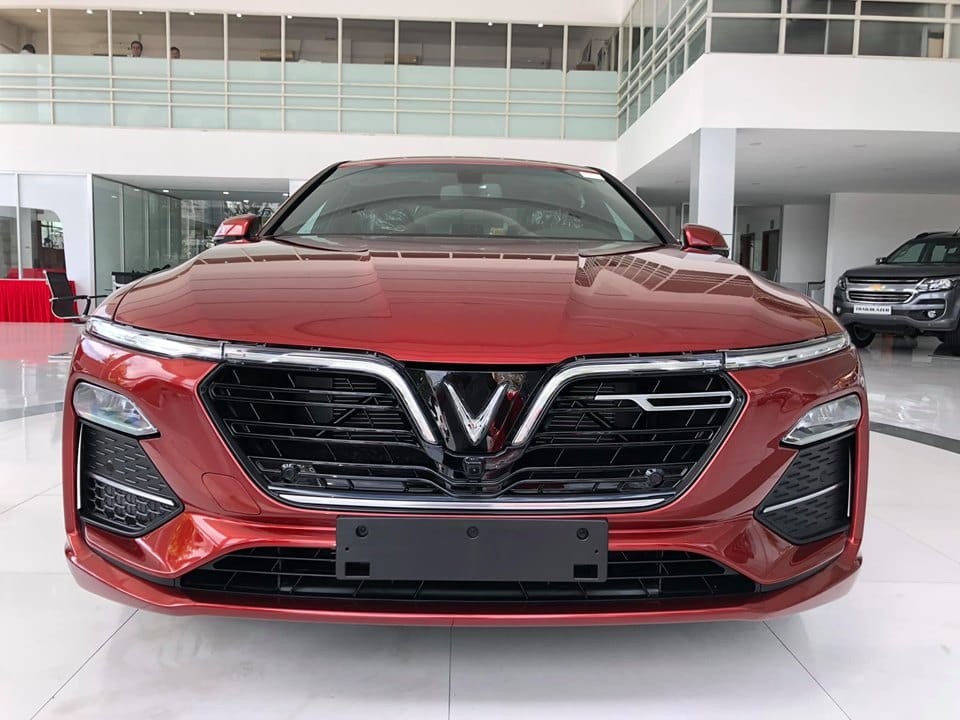 Thiết kế đầu xe VinFast Lux A2.0 2021