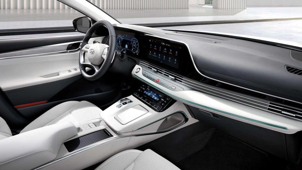 Nội thất màu be phối đen của Hyundai Grandeur Le Blanc 2021 Nội thất màu be phối đen của Hyundai Grandeur Le Blanc 2021
