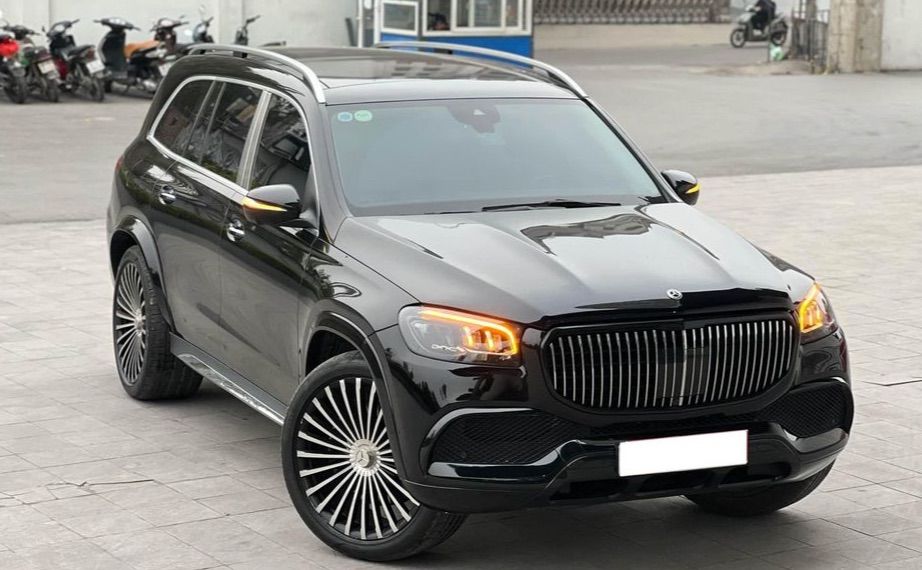 Mercedes GLS 450 model 2022 lên full maybach