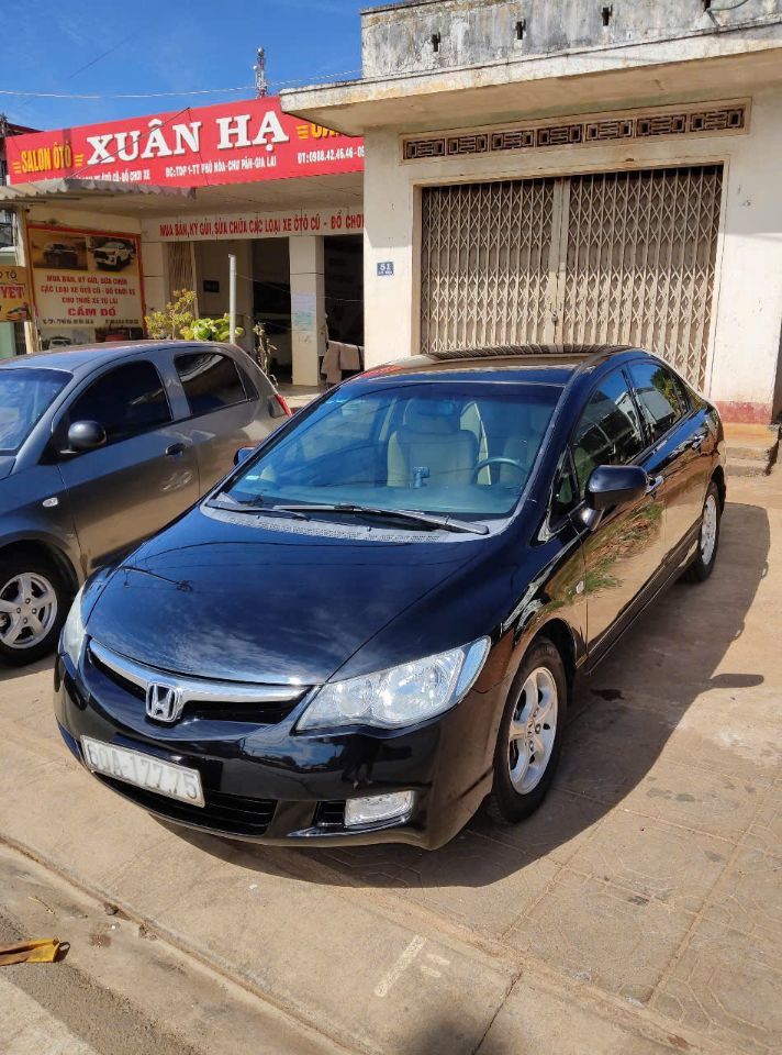 Chính chủ bán xe Honda Civic sản xuất 2008 đăng ký 2009 1.8 AT