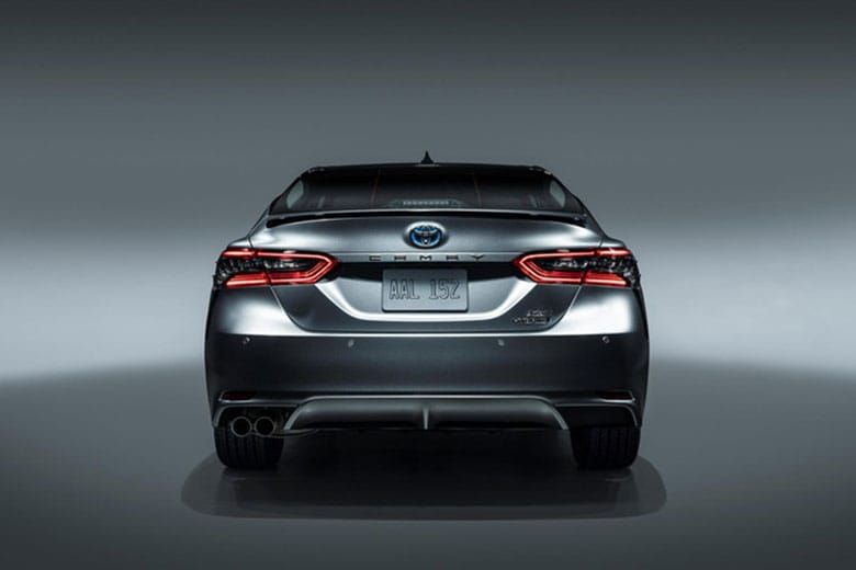 ngoại thất Toyota Camry 2021-3