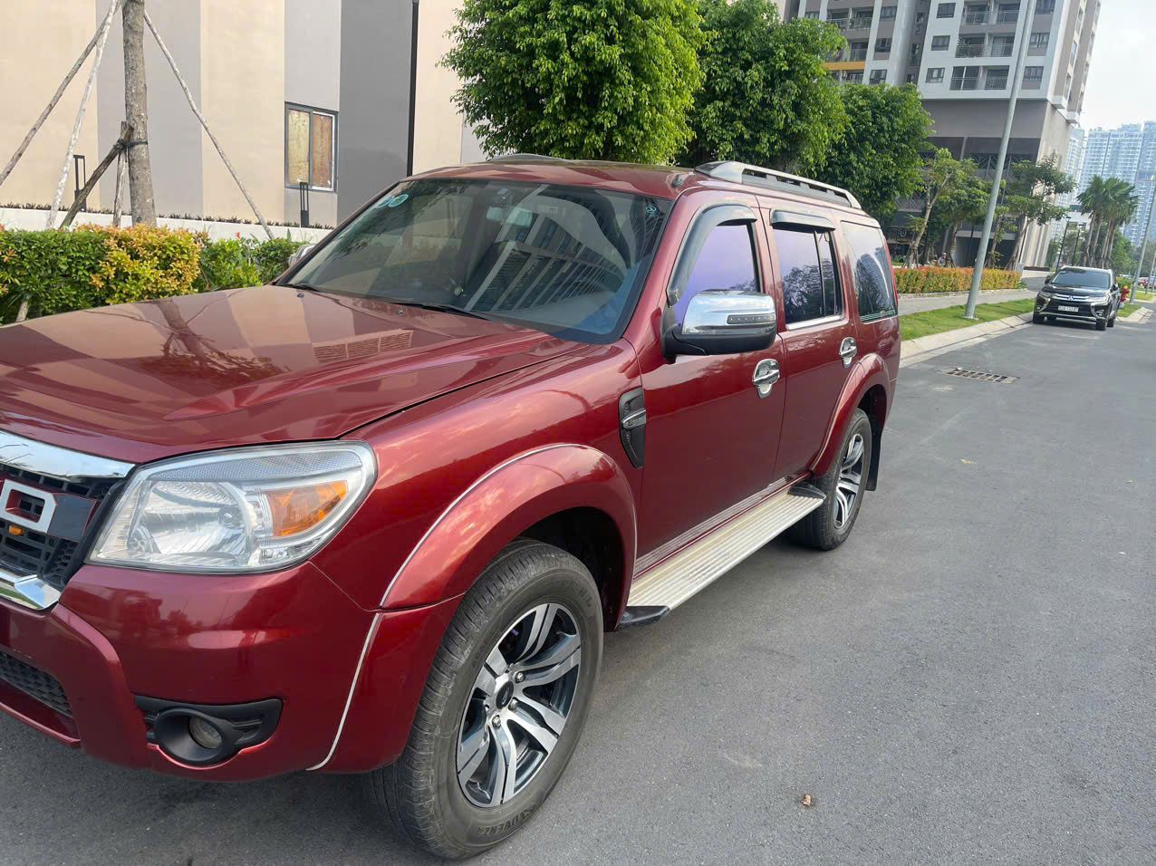 Chính chủ bán xe FORD EVEREST sản xuất năm 2012