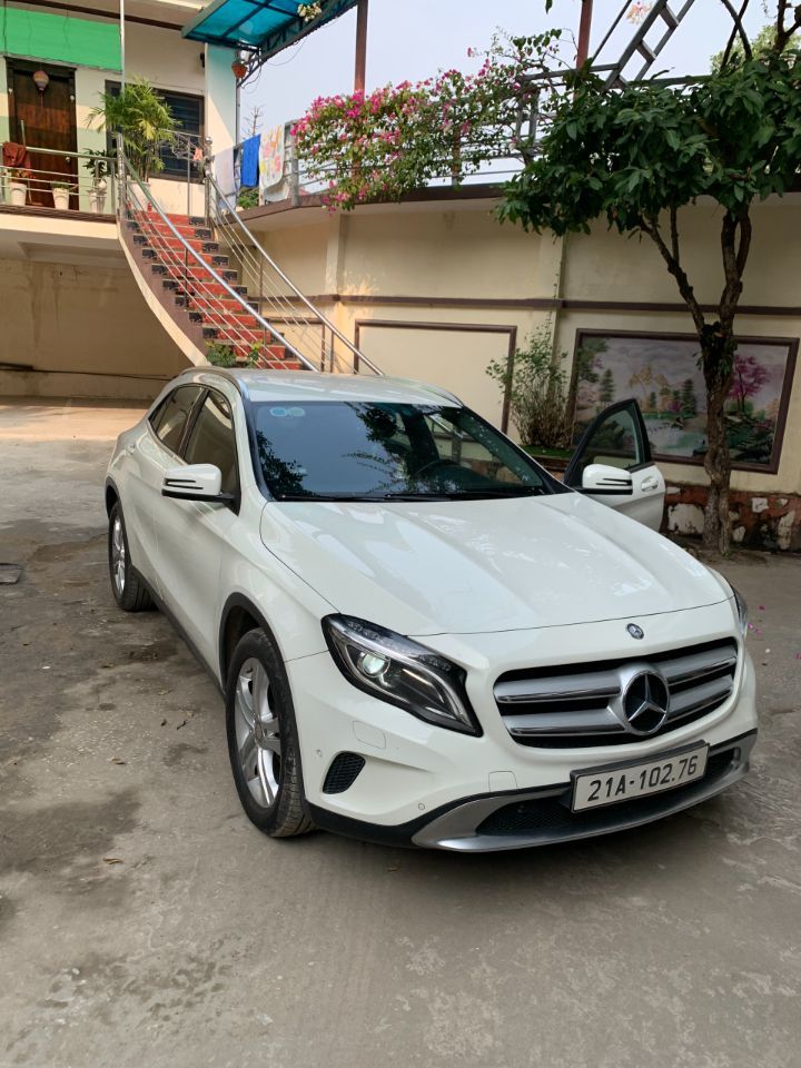 Chính chủ bán xe Mercedes Benz GLA200 2014