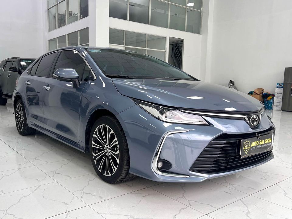 Toyota Altis 2023 lướt