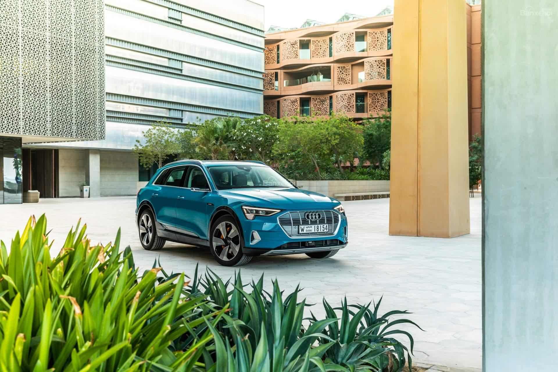 Chi tiết xe Ô tô điện Audi E-Tron 2021, chiếc xe Audi của tương lai