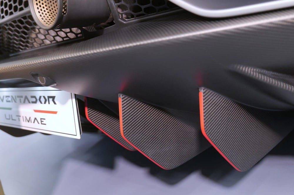 Ngoai ra la cac diem nhan voi vien do Rosso Mimir