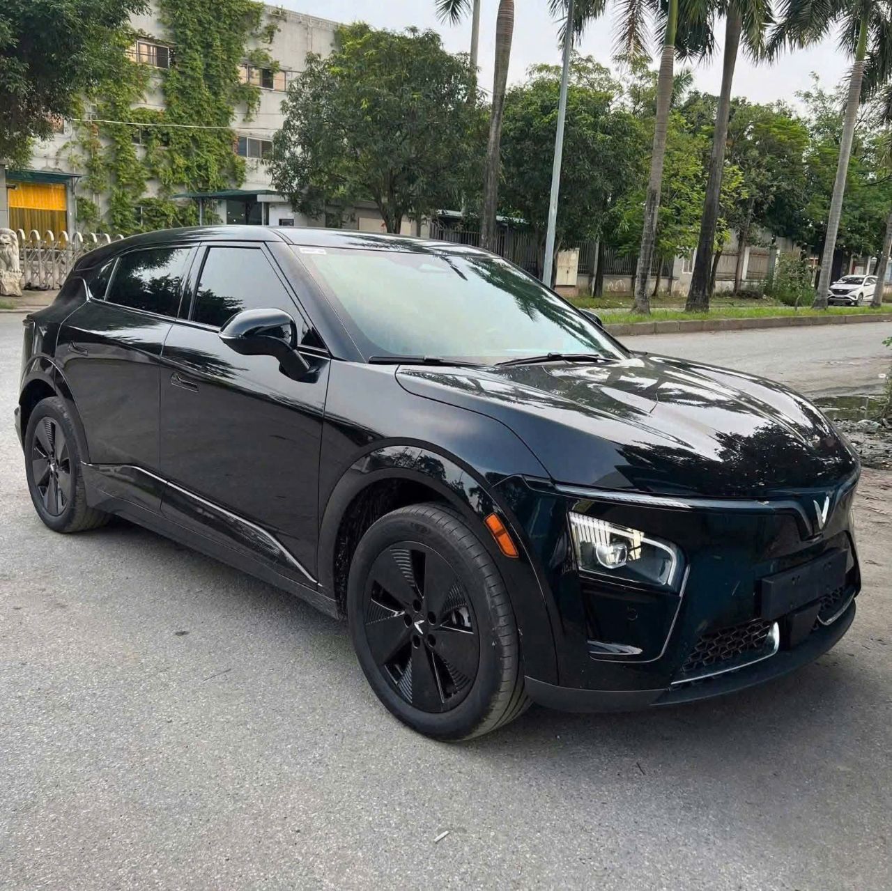 ƯU ĐÃI SẬP SÀN THÁNG 11 – VF7, VF7 PLUS GIẢM CỰC MẠNH!