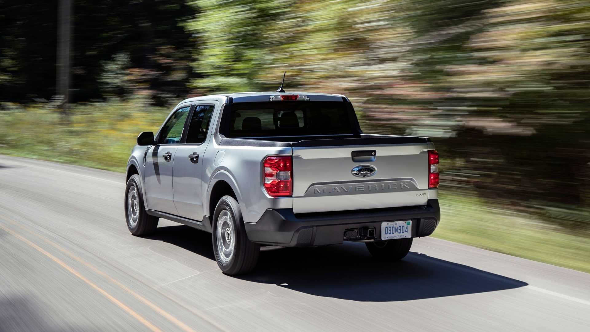 giá xe Maverick 2022