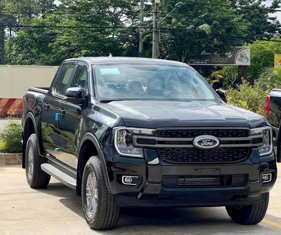 Hotline: 0938197663 ►Phiên bản: FORD RANGER XLS 4X2 AT MỚI 100%