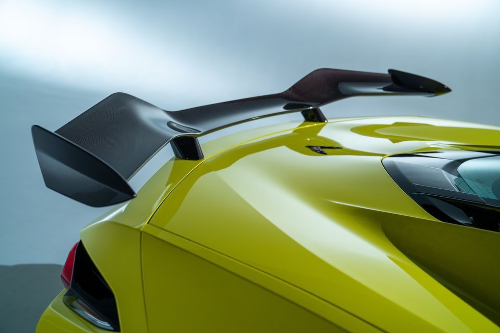 giá xe Chevrolet Corvette Z06 2023