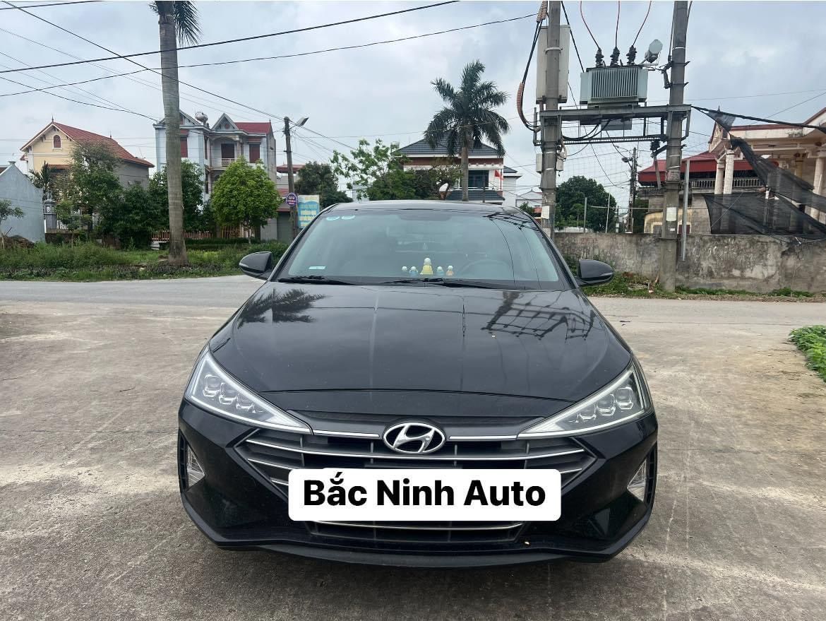 Bán xe Elantra 2.0 2020