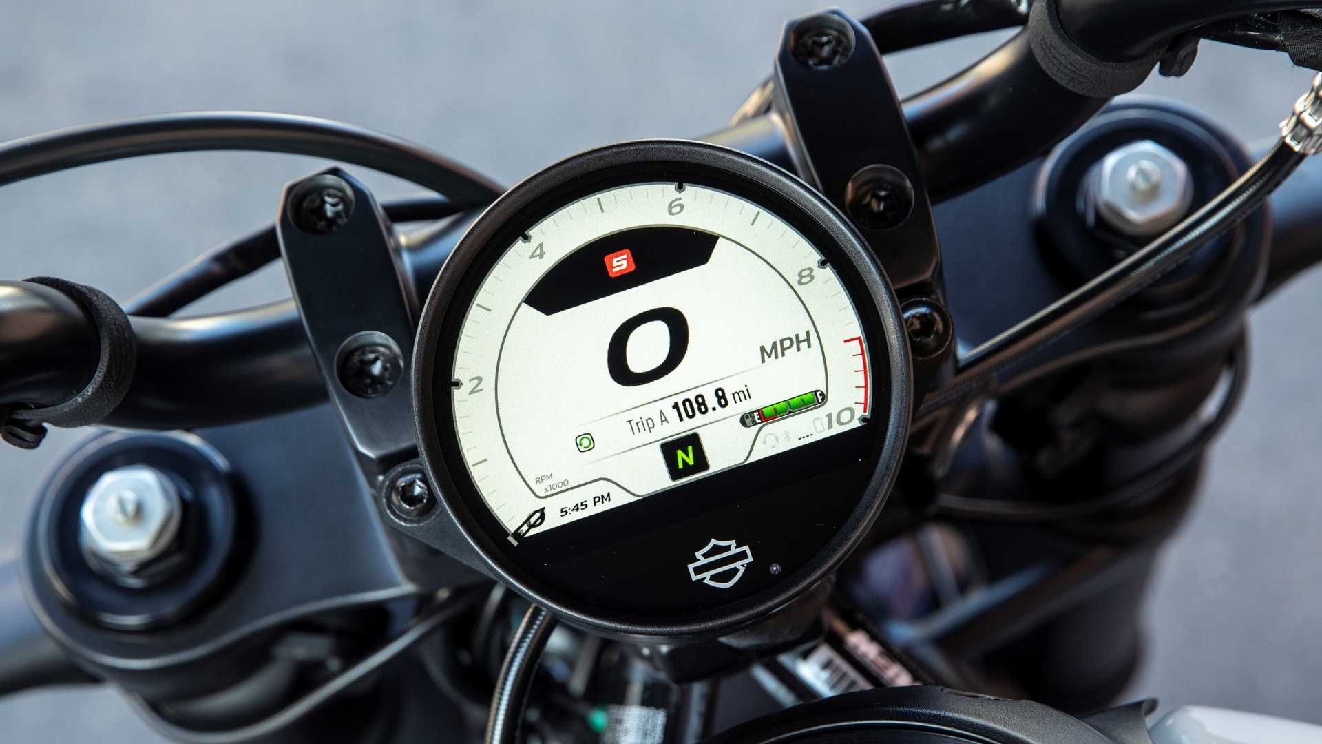 đồng hồ Harley-Davidson