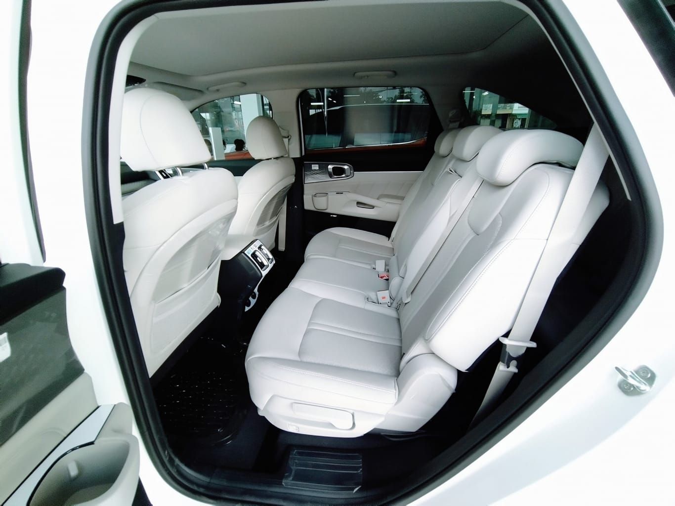 KIA Sorento 2021 Premium -8