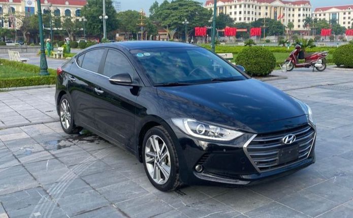 Bán Elentra 2.0 bản full 2018