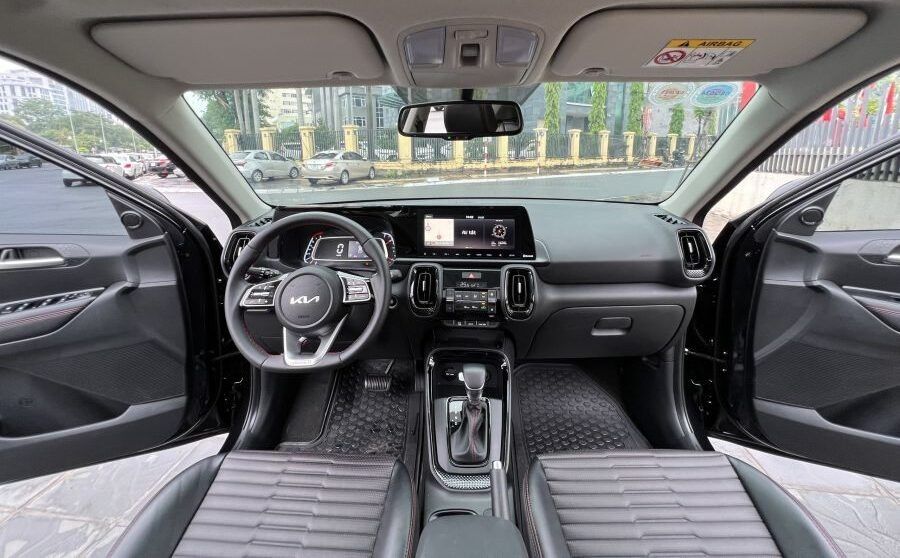 nội thất Kia Sonet 2023