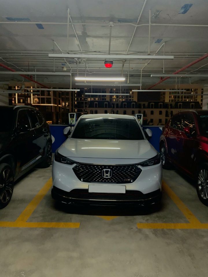 Bán Honda Bản RS full option 2023 – Xe gia đình ít đi - Đẹp Chuẩn Zin