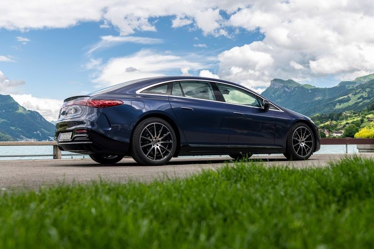 2022 Mercedes-Benz EQS phiên bản EQS450+