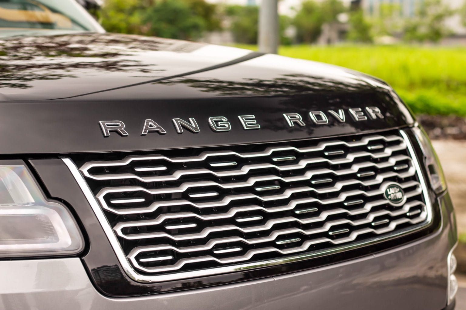 Ngoại thất RANGE ROVER SV AUTOBIOGRAPHY 3.0 LWB 2021-4.jpg