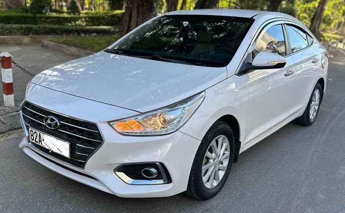 Bán Hyundai Accent 2018 còn mới