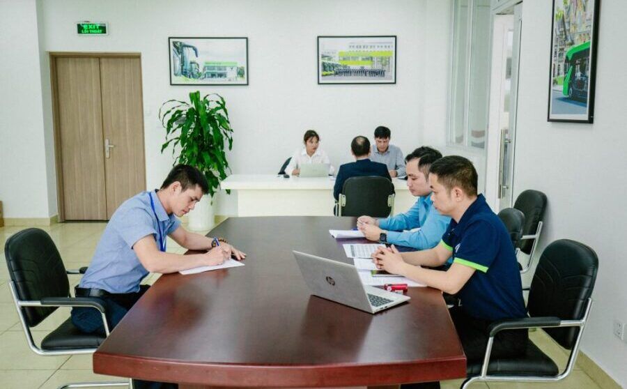 tuyển dụng tài xế xe ôm điện VinFast (GSM)