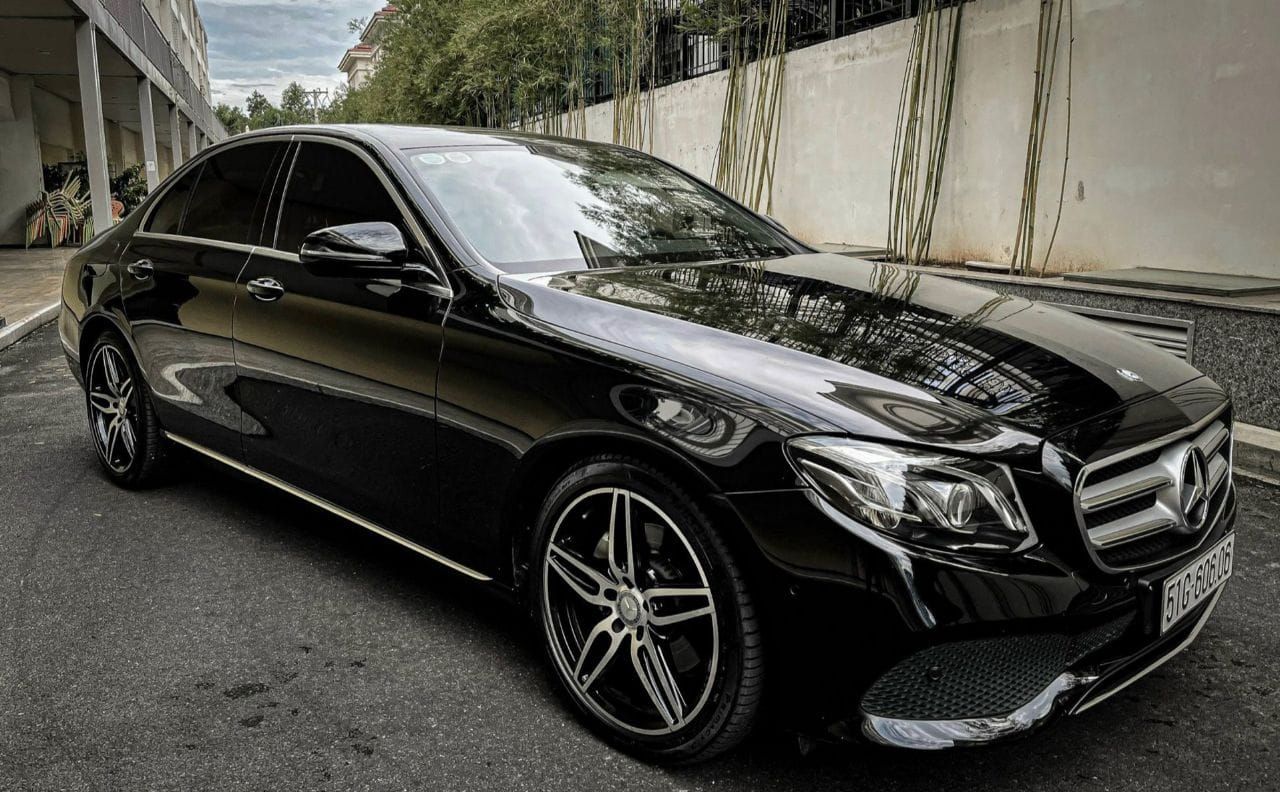 Siêu phẩm E250 Biển đẹp phong thủy