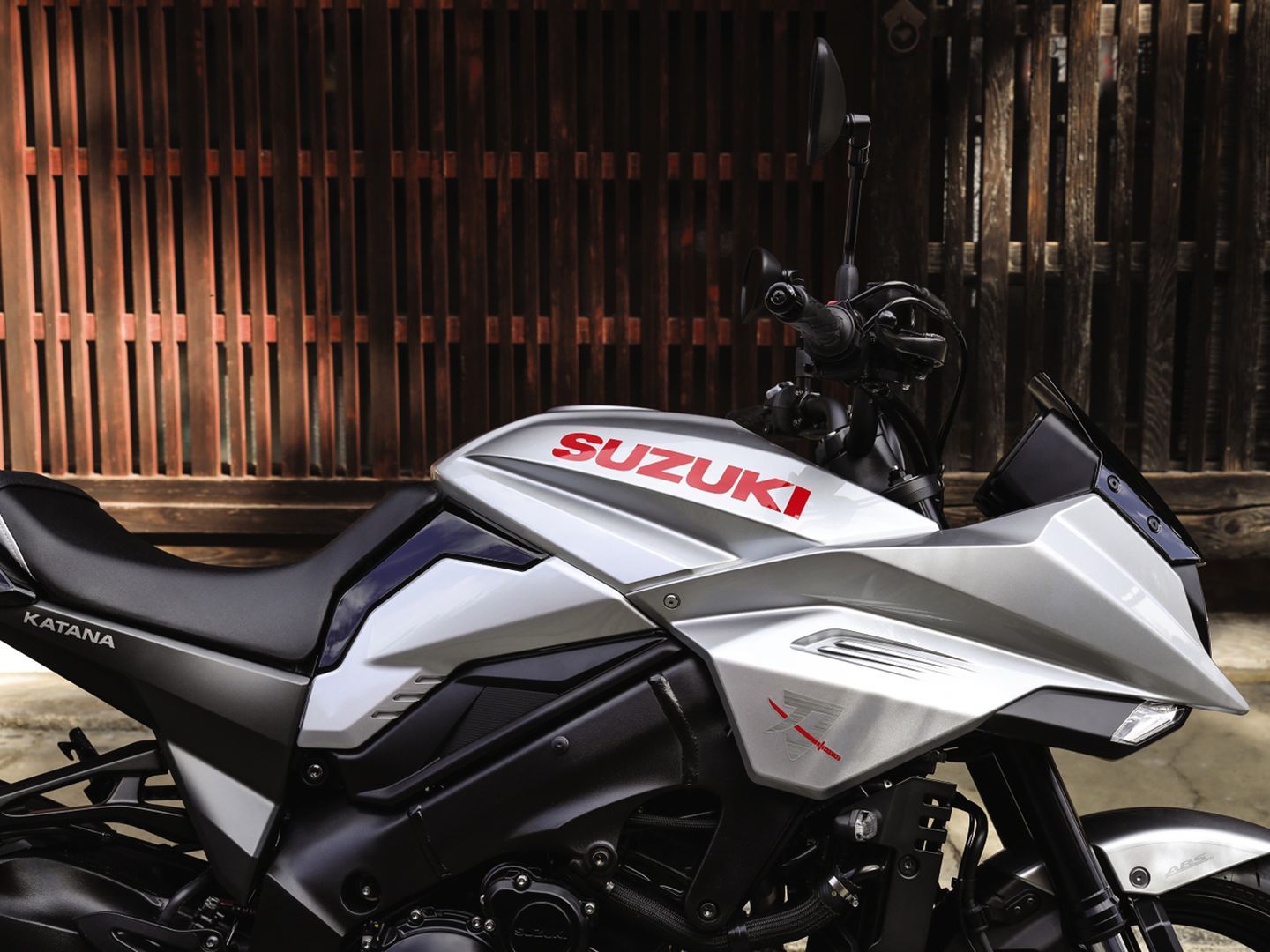 Thông số Suzuki Katana 2020
