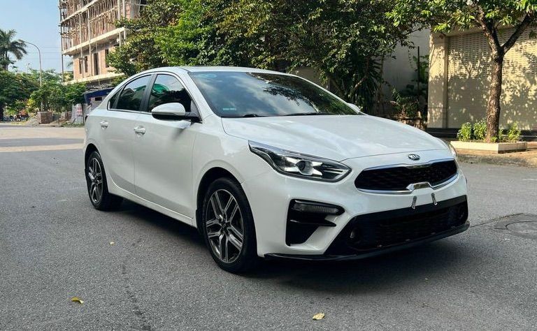 Cần bán Cerato 2019 cũ còn bảo hành