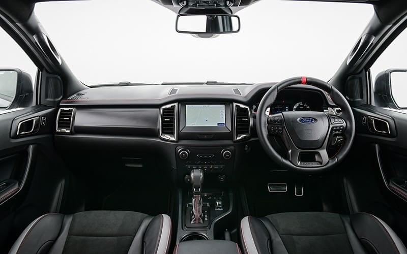 Nội thất bên trong Ford Ranger Raptor X 2021