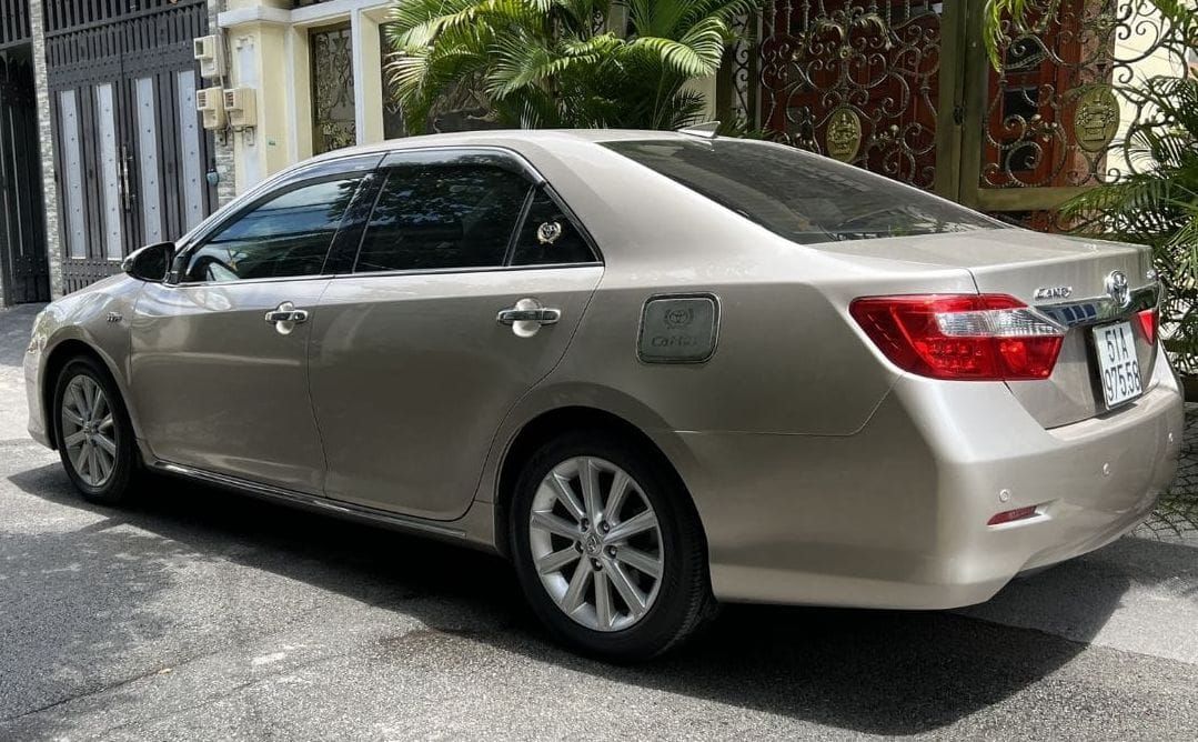 Toyota Camry 2014 Màu Vàng Cực Đẹp