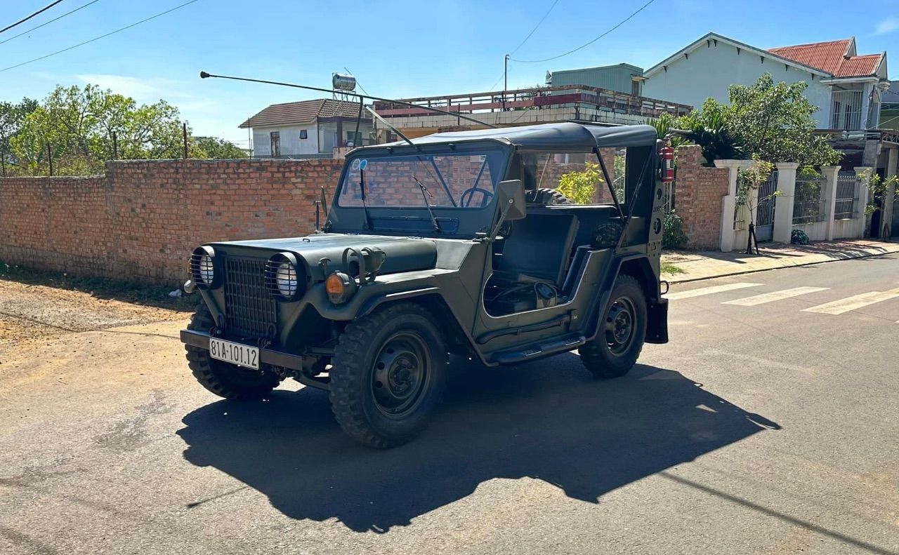 Cần bán Jeep siêu cổ, đẹp long lanh