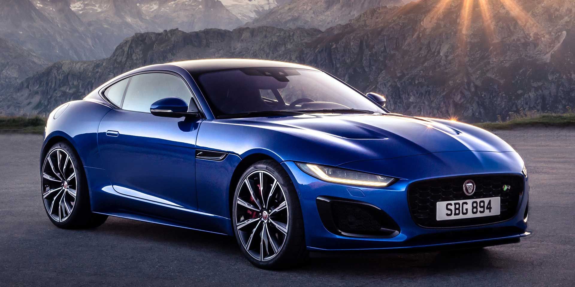 Xe thể thao Jaguar F-Type trình làng tại Việt Nam, giá từ 5,6 tỷ đồng