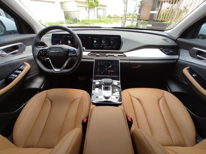 Baic Beijing X7 có xịn xò?: Chi tiết thông số, giá lăn bánh & khuyến mãi (10/2020)