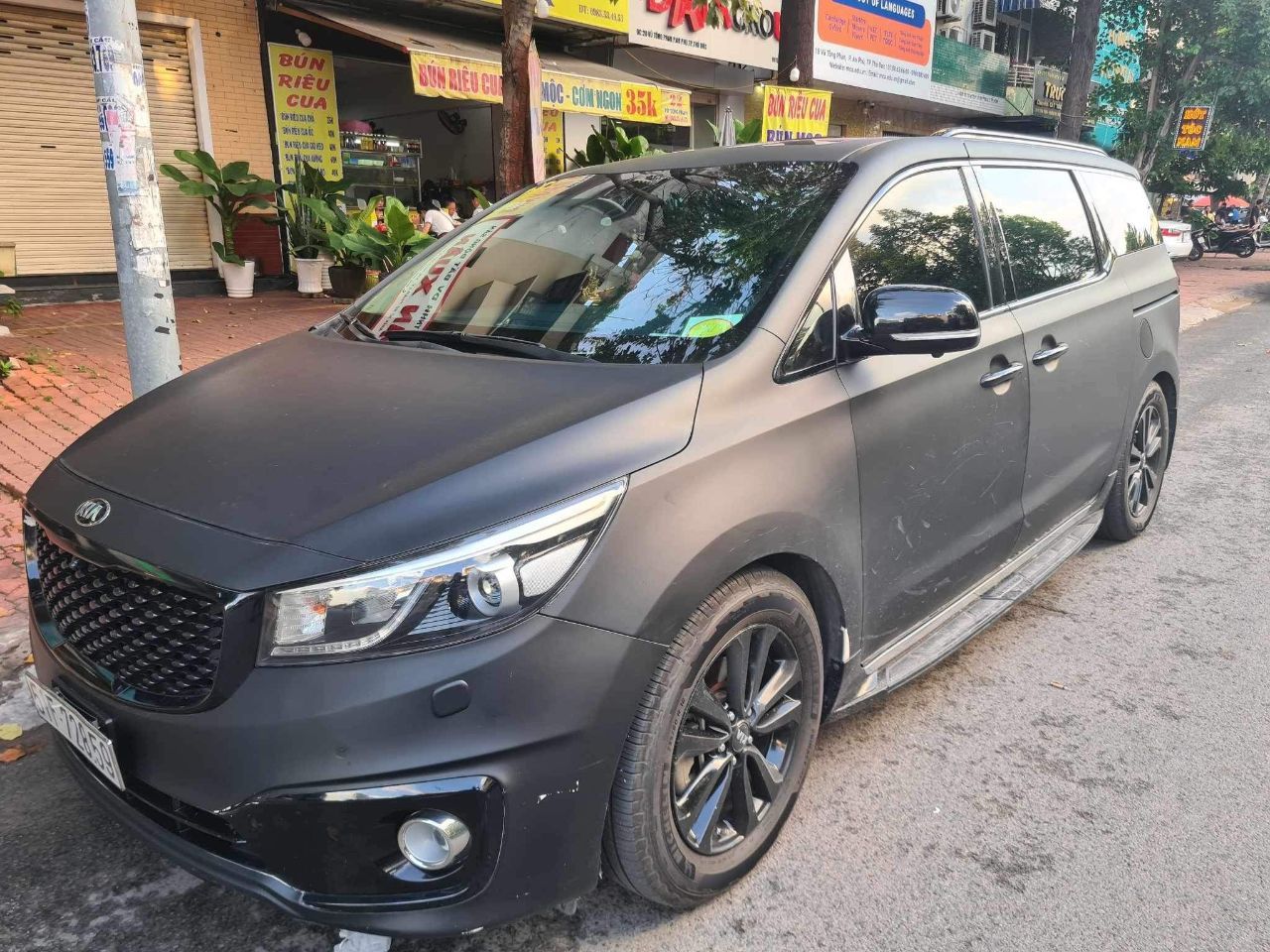 CẦN BÁN XE KIA SEDONA SX NĂM 2016