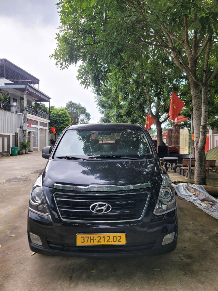 BÁN HYUNDAI STAREX ĐỜI 2016 – GIÁ 350 TRIỆU