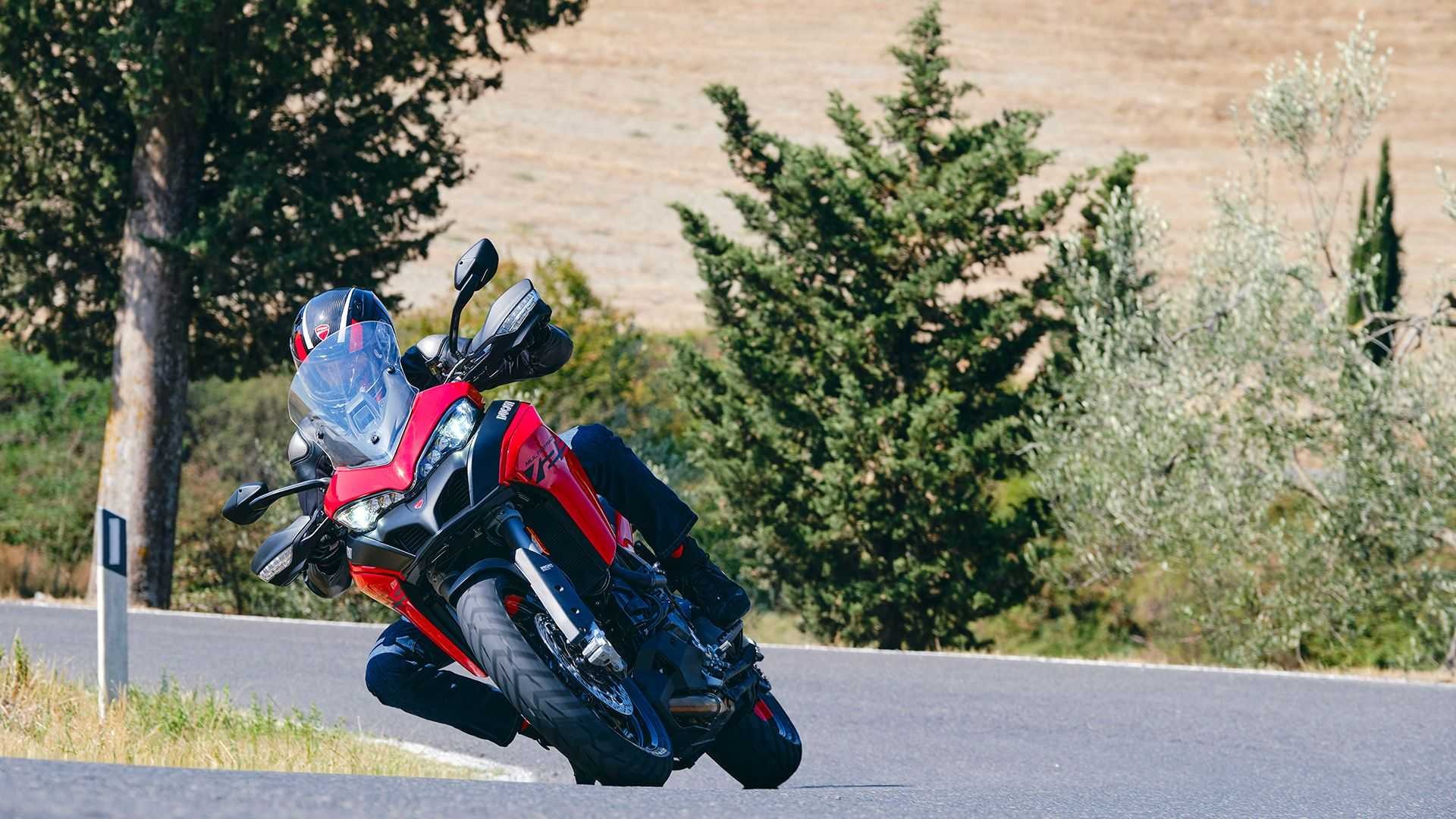 Ducati Multistrada V2 2022