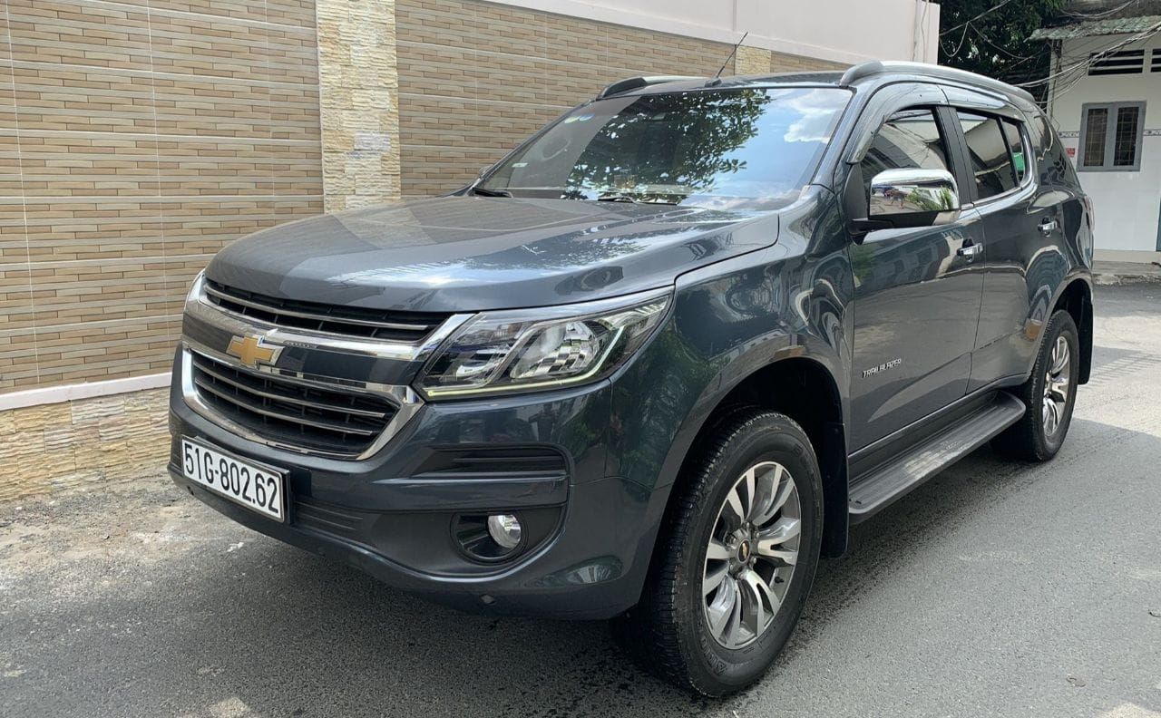 Nhà cần bán Chevrolet Trailblazer 4x4 SX 2019  máy dầu